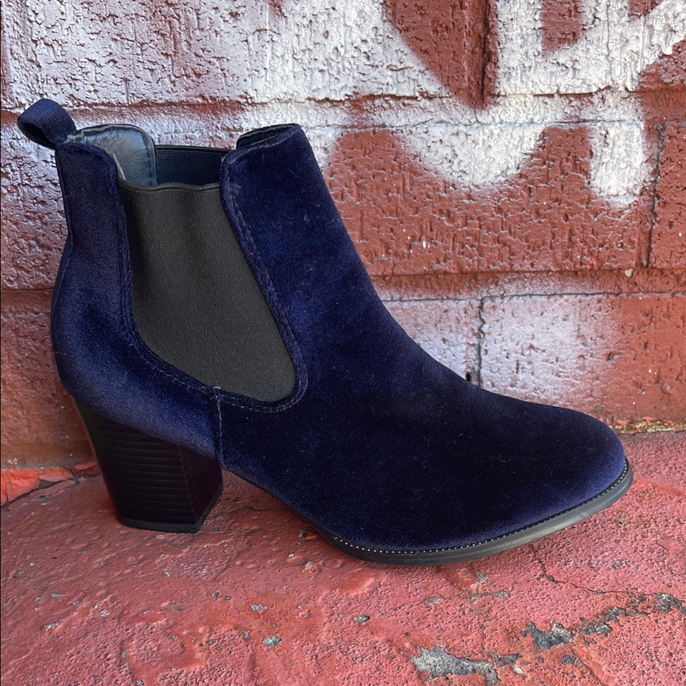 Women's Navy Velvet Ankle Boots